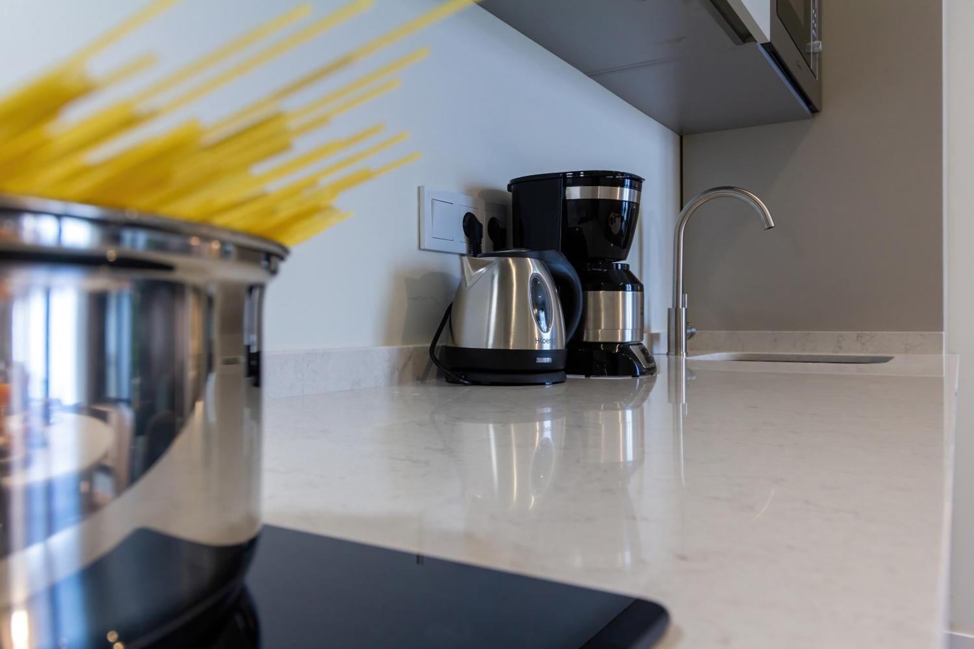 Feelathome O'Donnell Apartments Севилья Экстерьер фото
